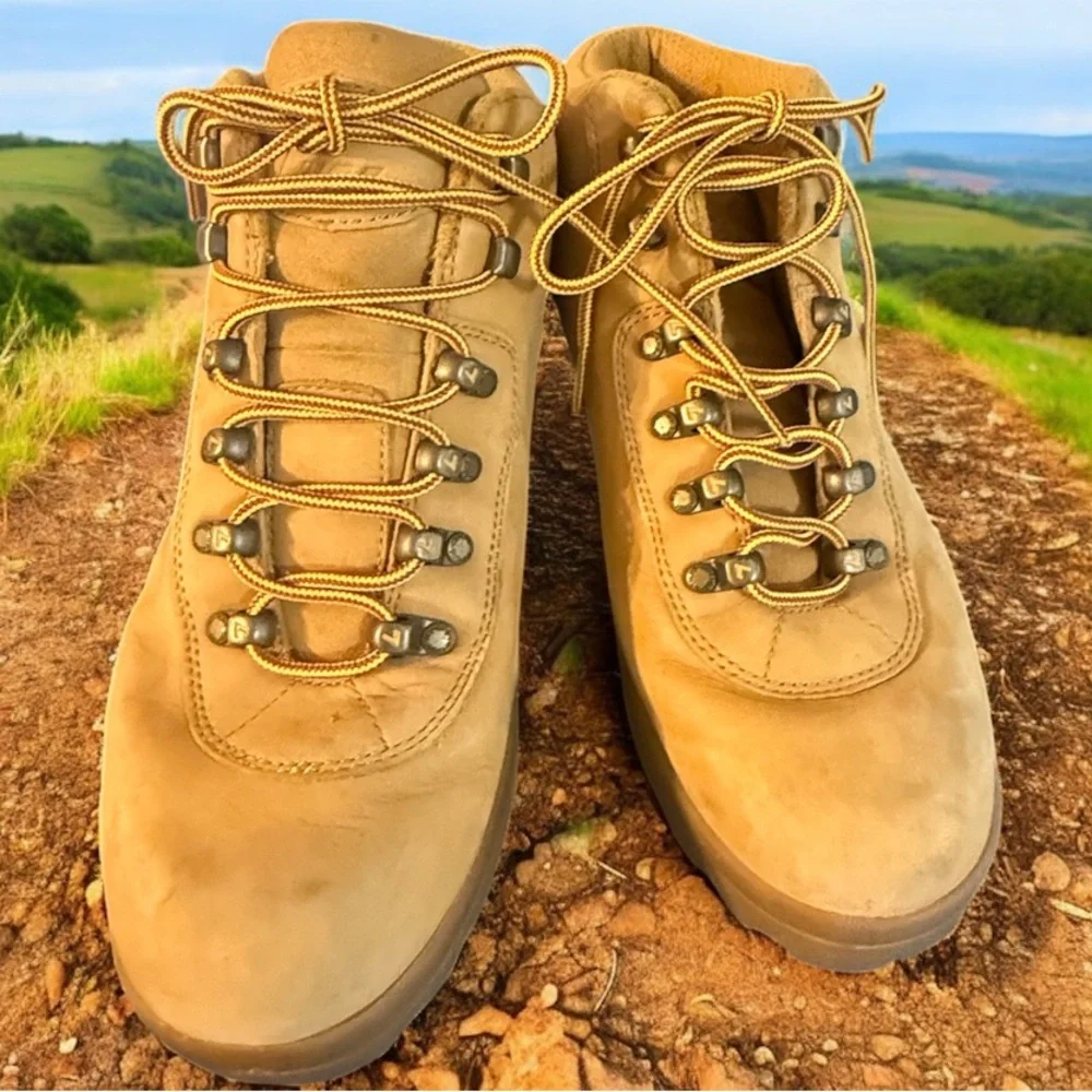 Men’s Lugz Steel Safety Toe Work Boots Size 10 Wheat Low Leather Tan EUC